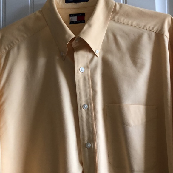 Tommy Hilfiger Men's Dress/Casual Long-Sleeve Shirt - Picture 2 of 7